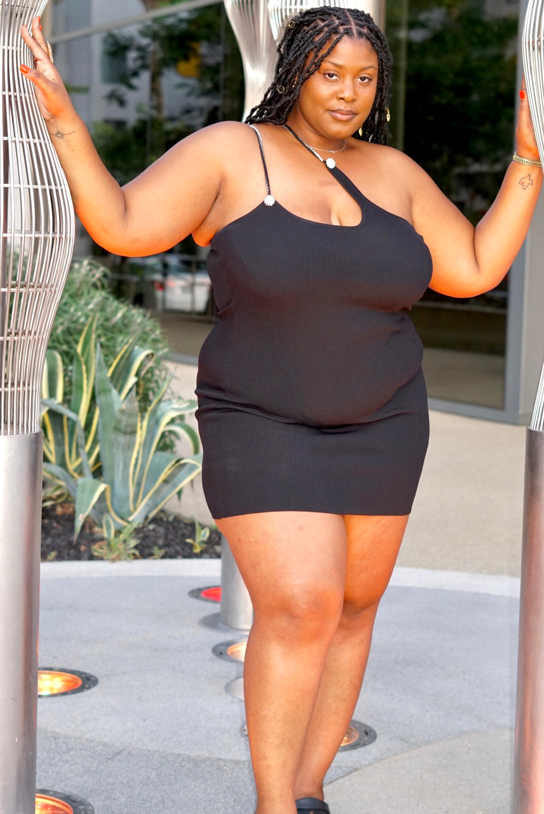 The Opal Dress Black